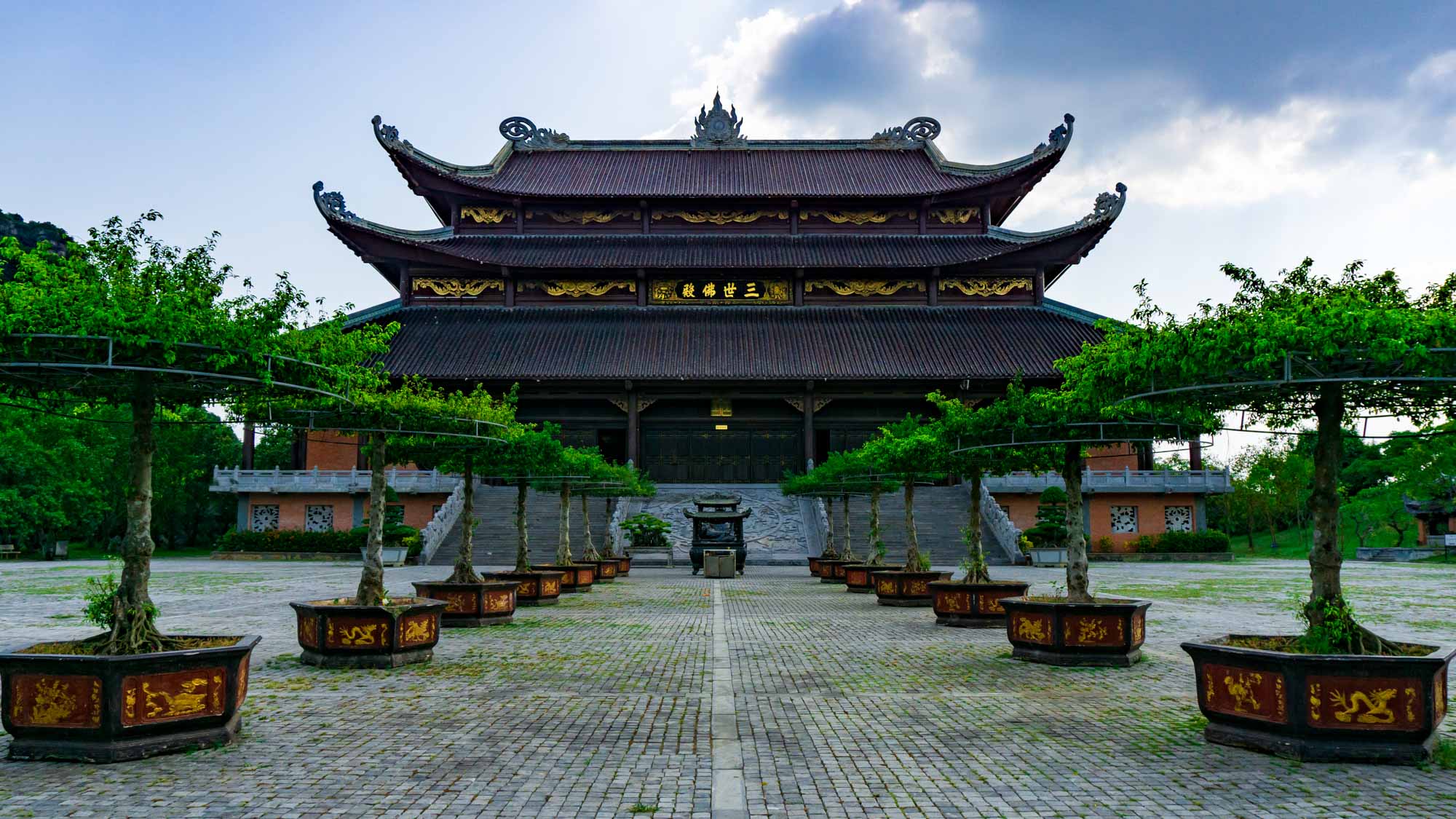 Nin Binh Temple